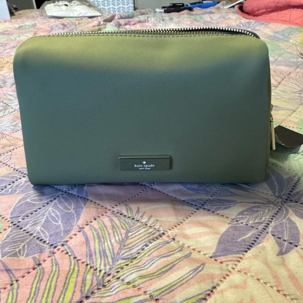 Kate Spade Cosmetic Bag - Brand New WITH tag